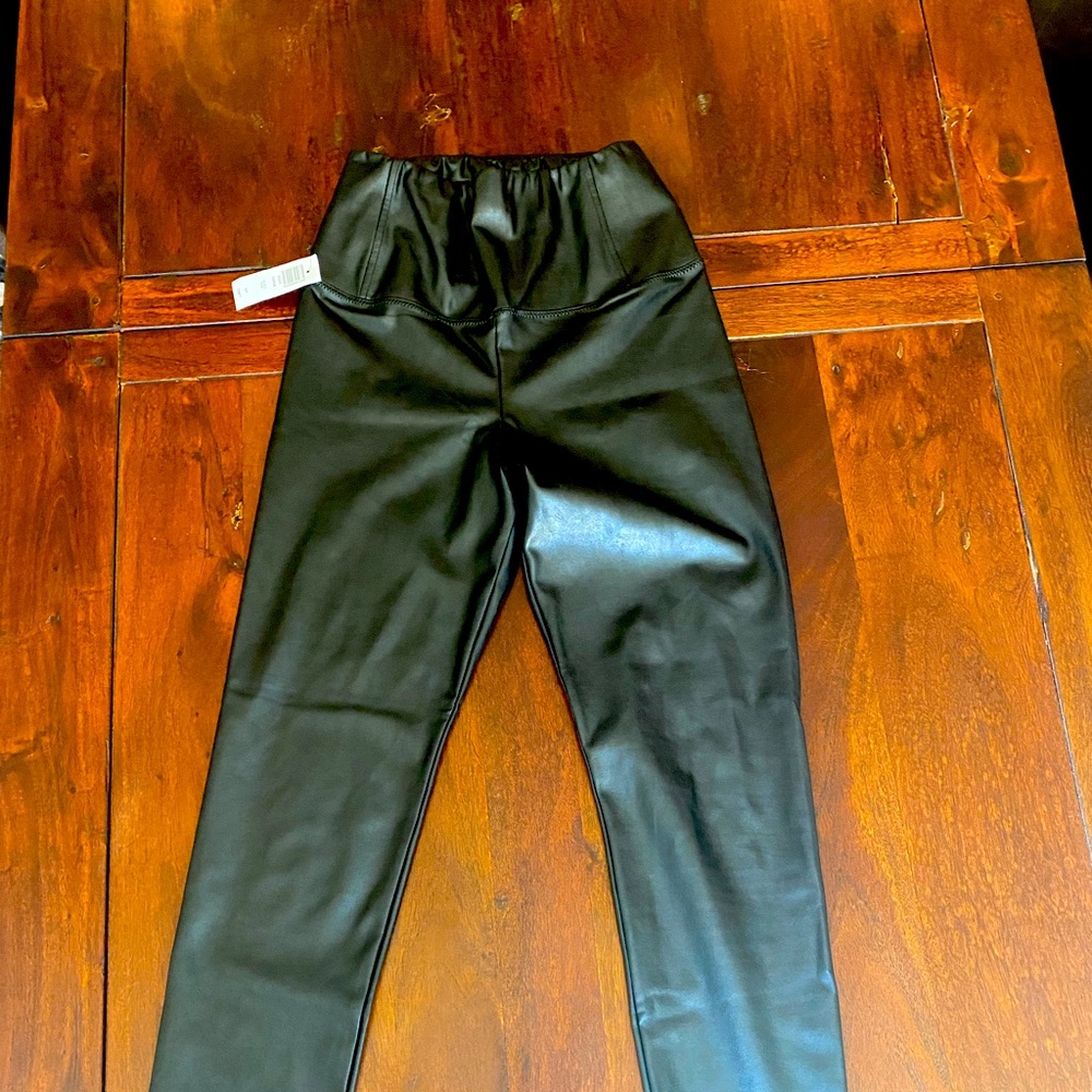 Aritzia vegan leather leggings
